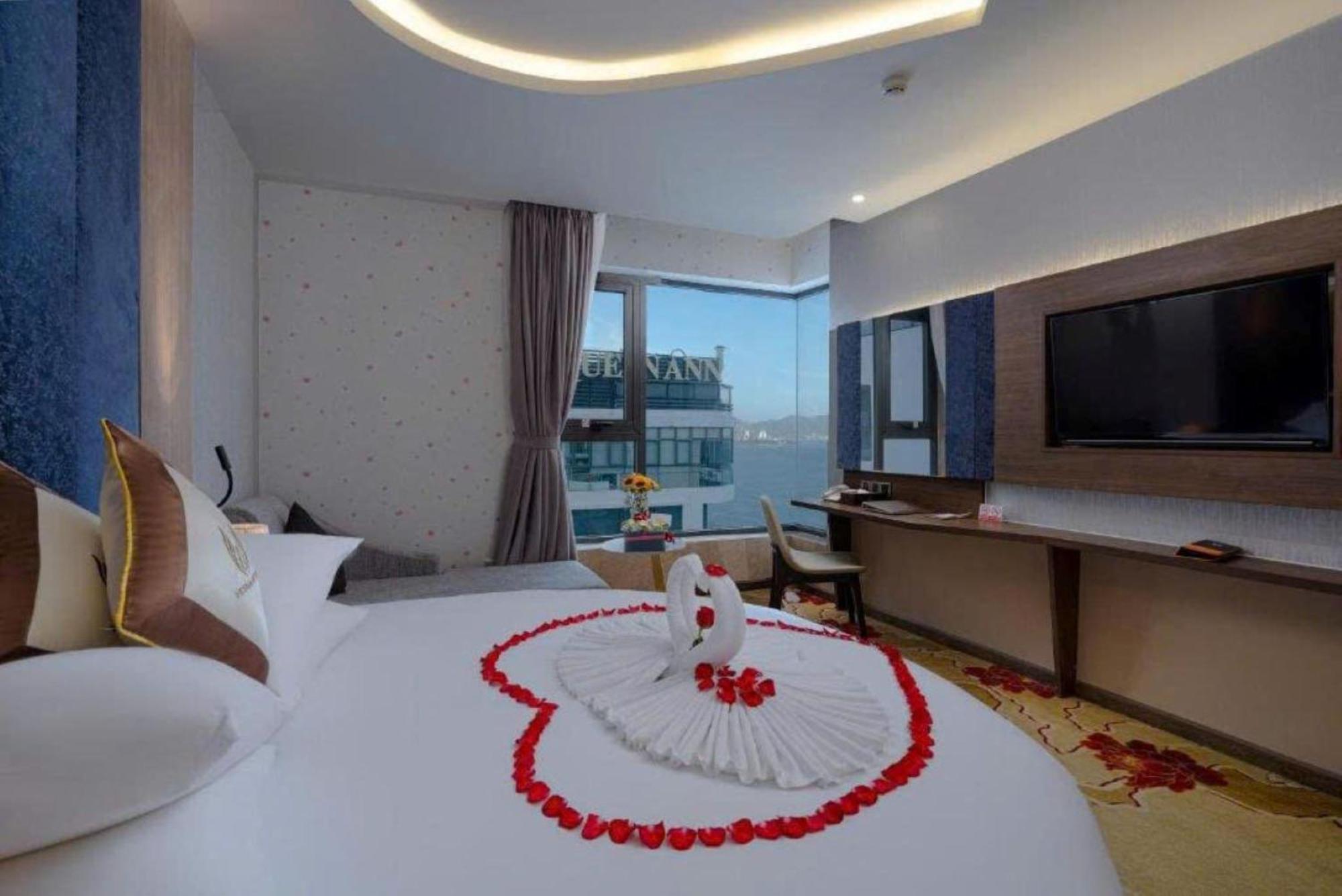 Vesna Hotel На Транг Екстериор снимка